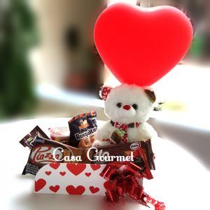 Detalle peluche y snacks para ti