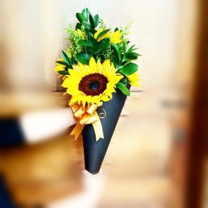 Cono de Girasoles Mery Rouse